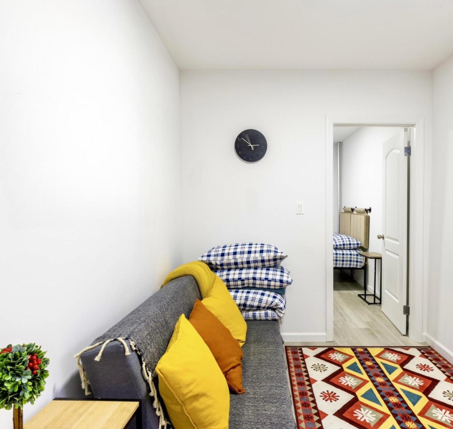 Homelike Suites In The Heart Of China Town Нью-Йорк Экстерьер фото